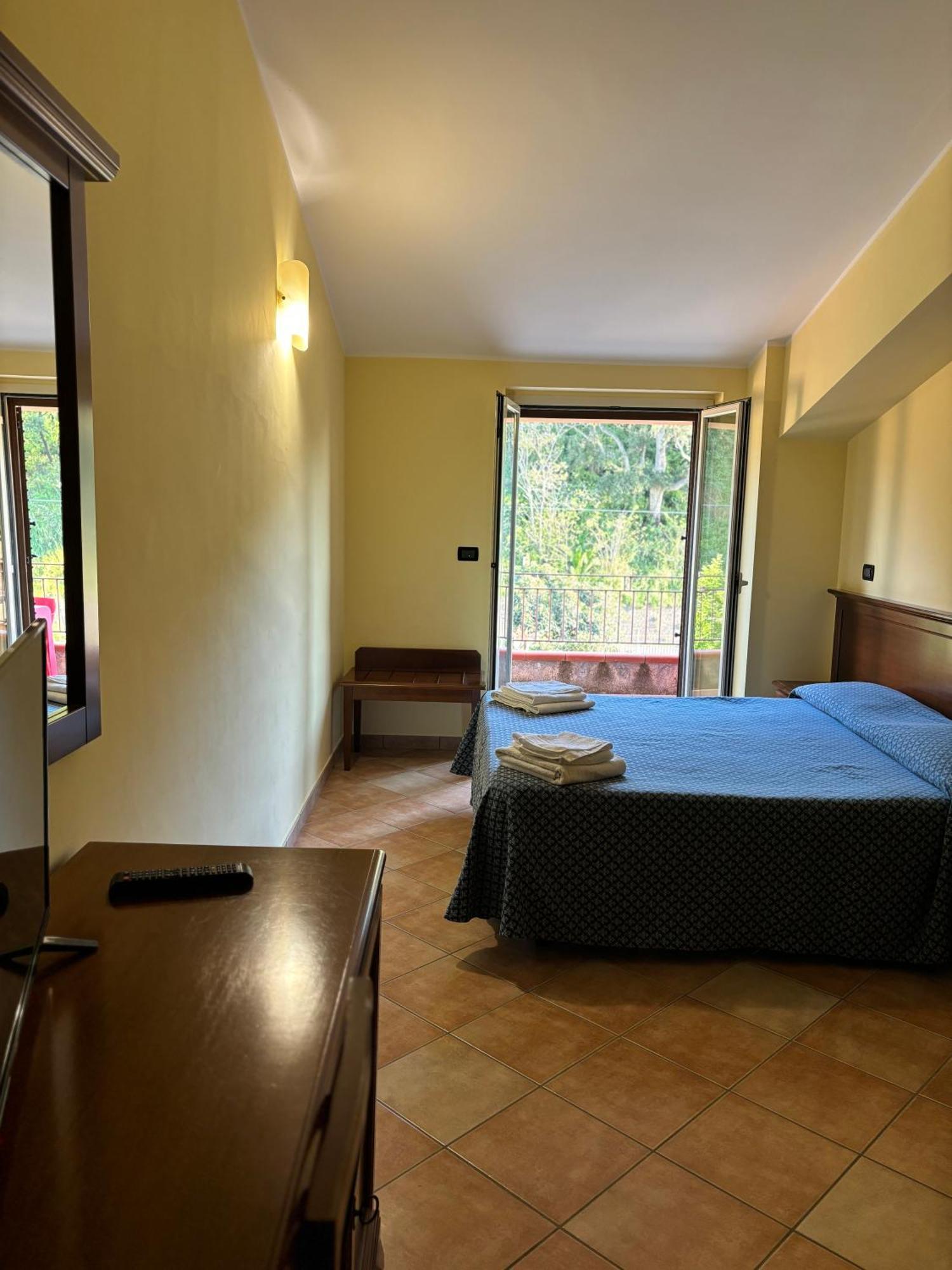 La Nuova Locanda Orsomarso Ngoại thất bức ảnh